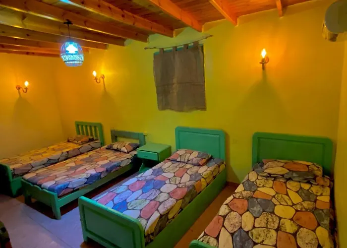 Bishbishi Camp Hostel